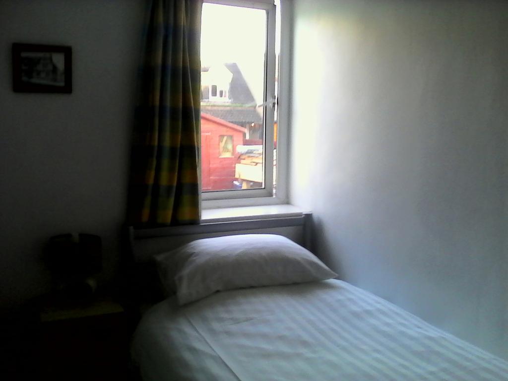 Hotel Lantern House CBG Zimmer foto
